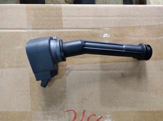 Geely Binyue's black ignition coil made of  PBT GF30 plastic